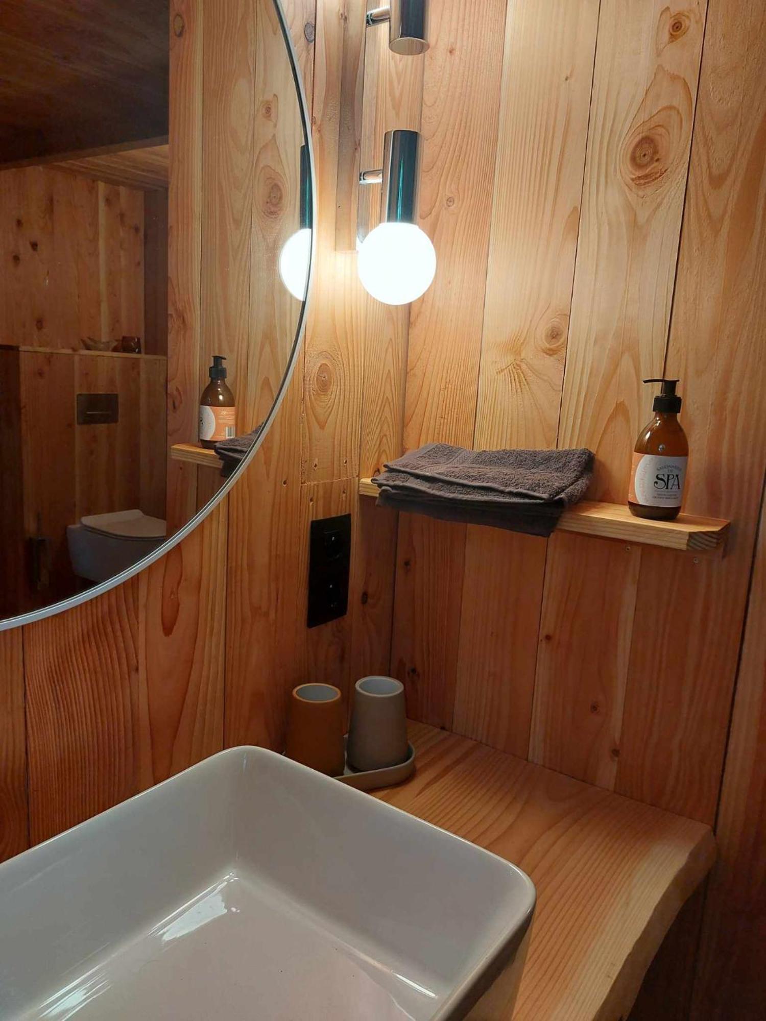 Chalet Au Coq Et Fa Gnes *